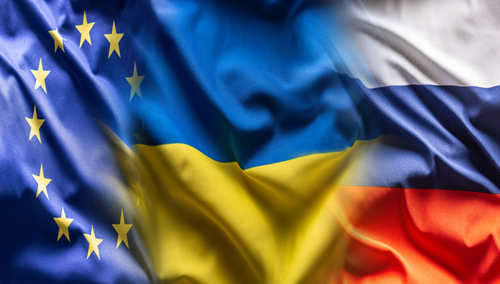 Flaggen: EU, Ukraine, Russland © weyo/Adobe Stock